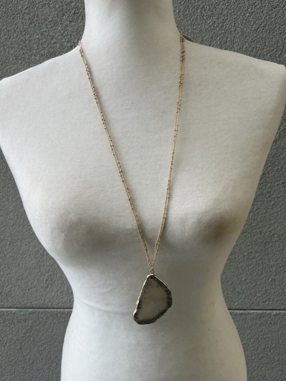 Double Chain Large Agate Gray Stone Pendant Necklace Costume Jewelry